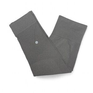 Lululemon Leggings Ebb and Flow Women’s Size 4 Grey Seamless Cropped Ribbed